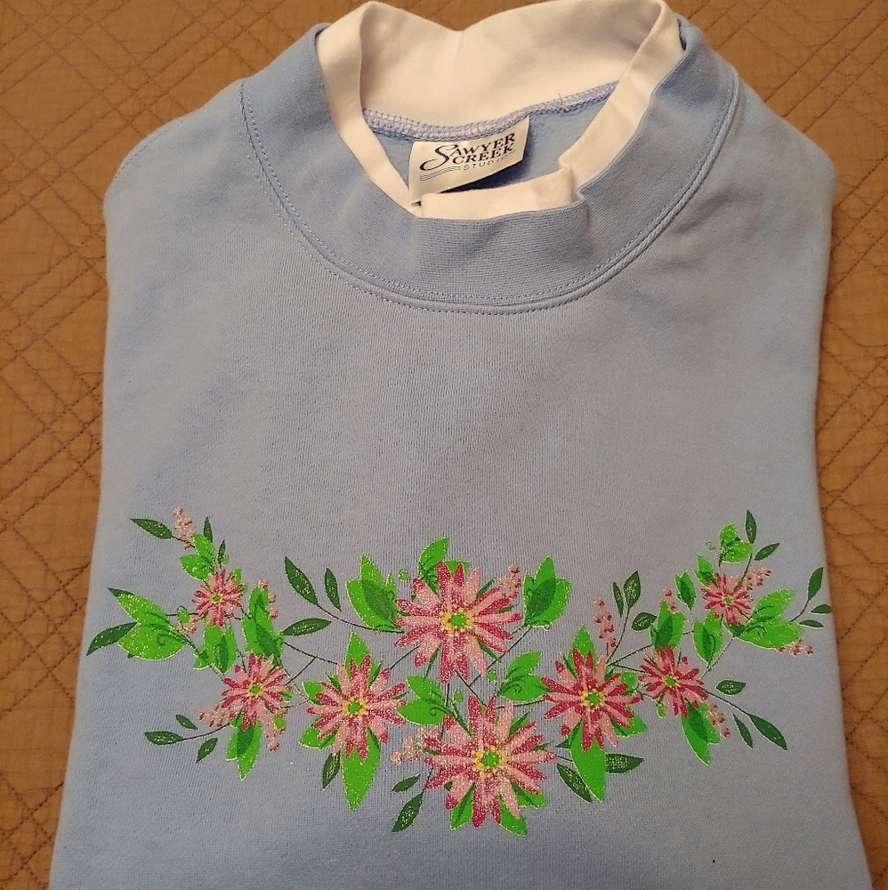 Sawyer Creek Sweatshirt - Picture 1 of 4